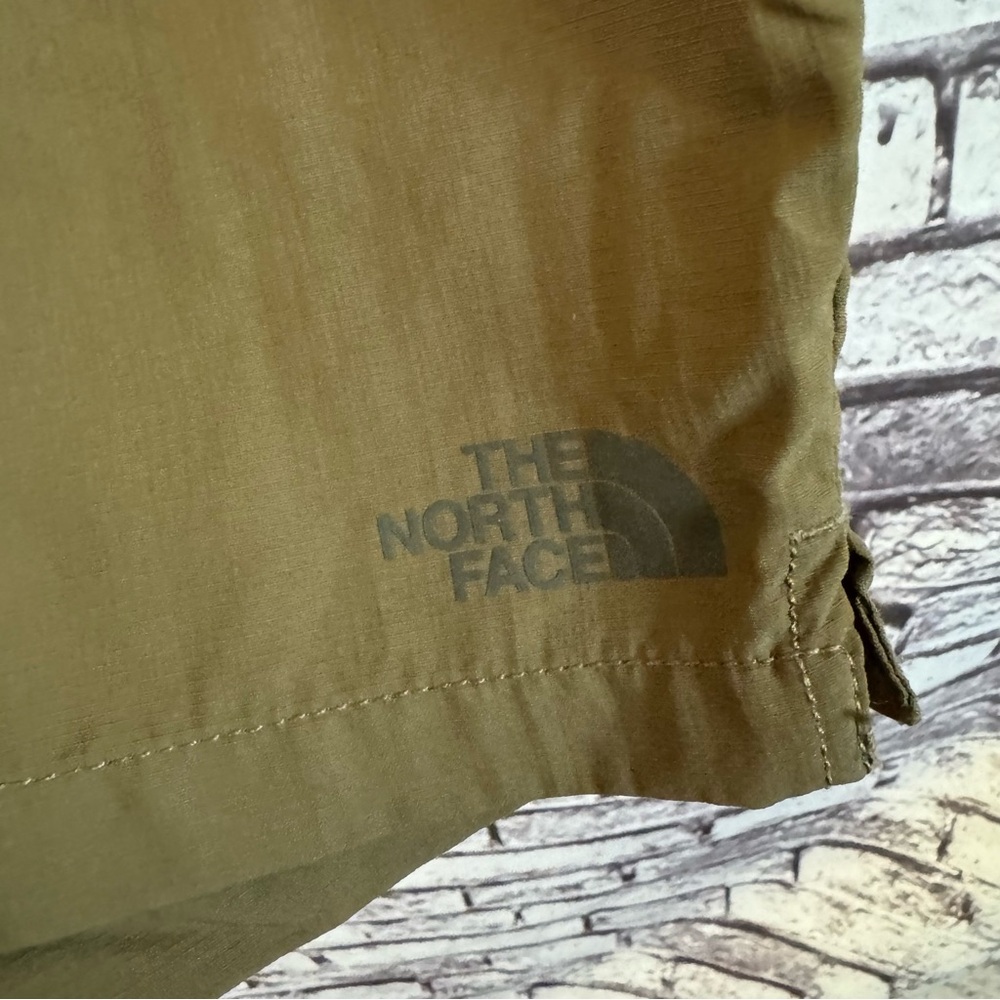 The North Face Olive Green Hiking Shorts SZ XXL - Picture 3 of 4